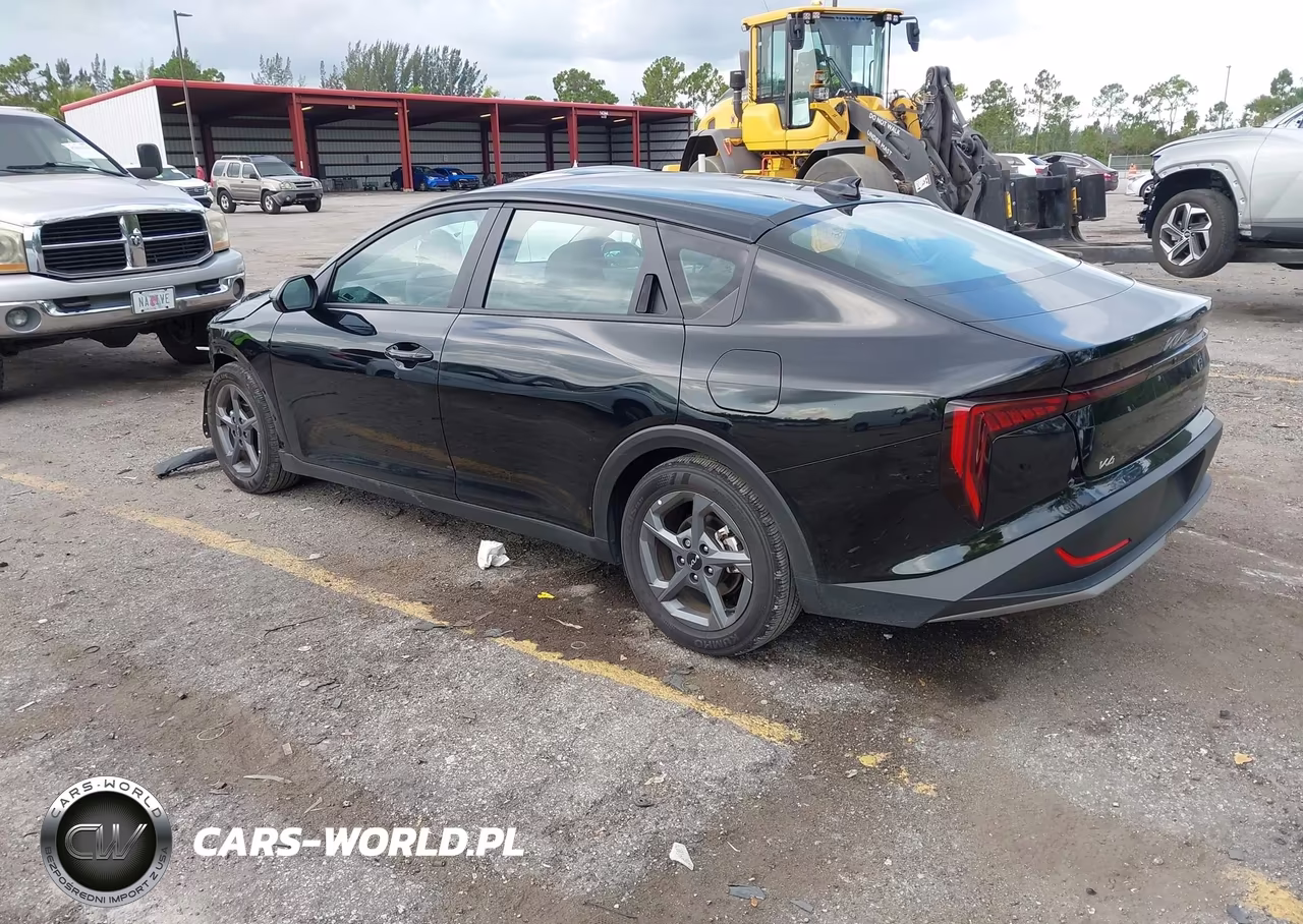 2025 Kia K4 Lxs VIN:3KPFT4DE7SE104719 - 3
