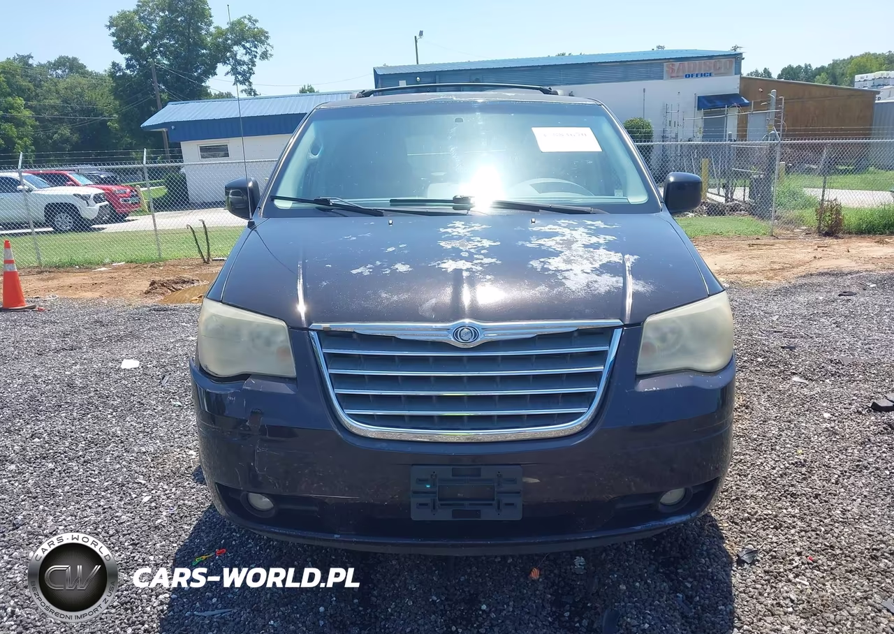 2010 Chrysler Town & Country Touring VIN:2A4RR5D15AR260781 - 12