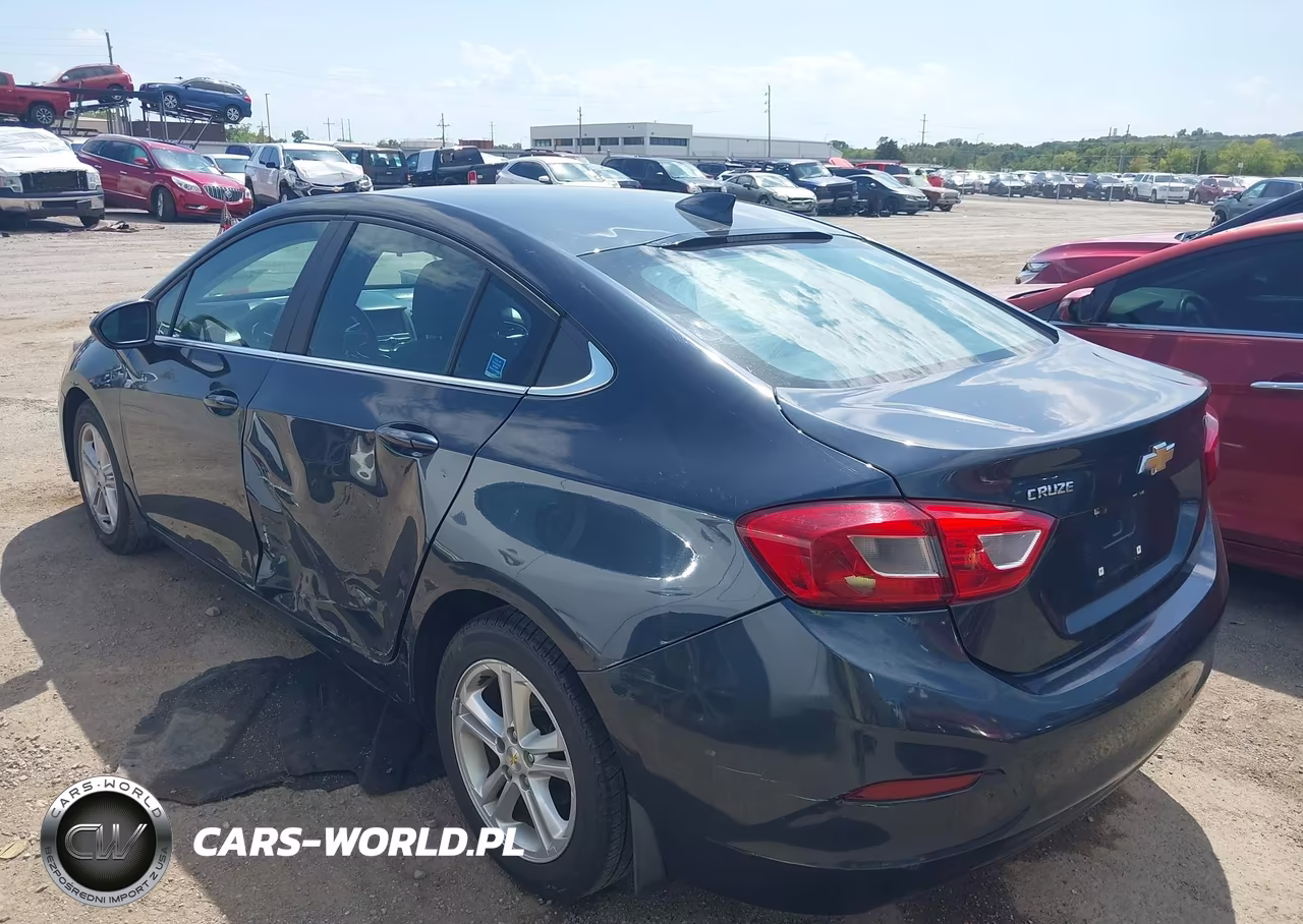 2018 Chevrolet Cruze Lt Auto VIN:1G1BE5SMXJ7110434 - 3