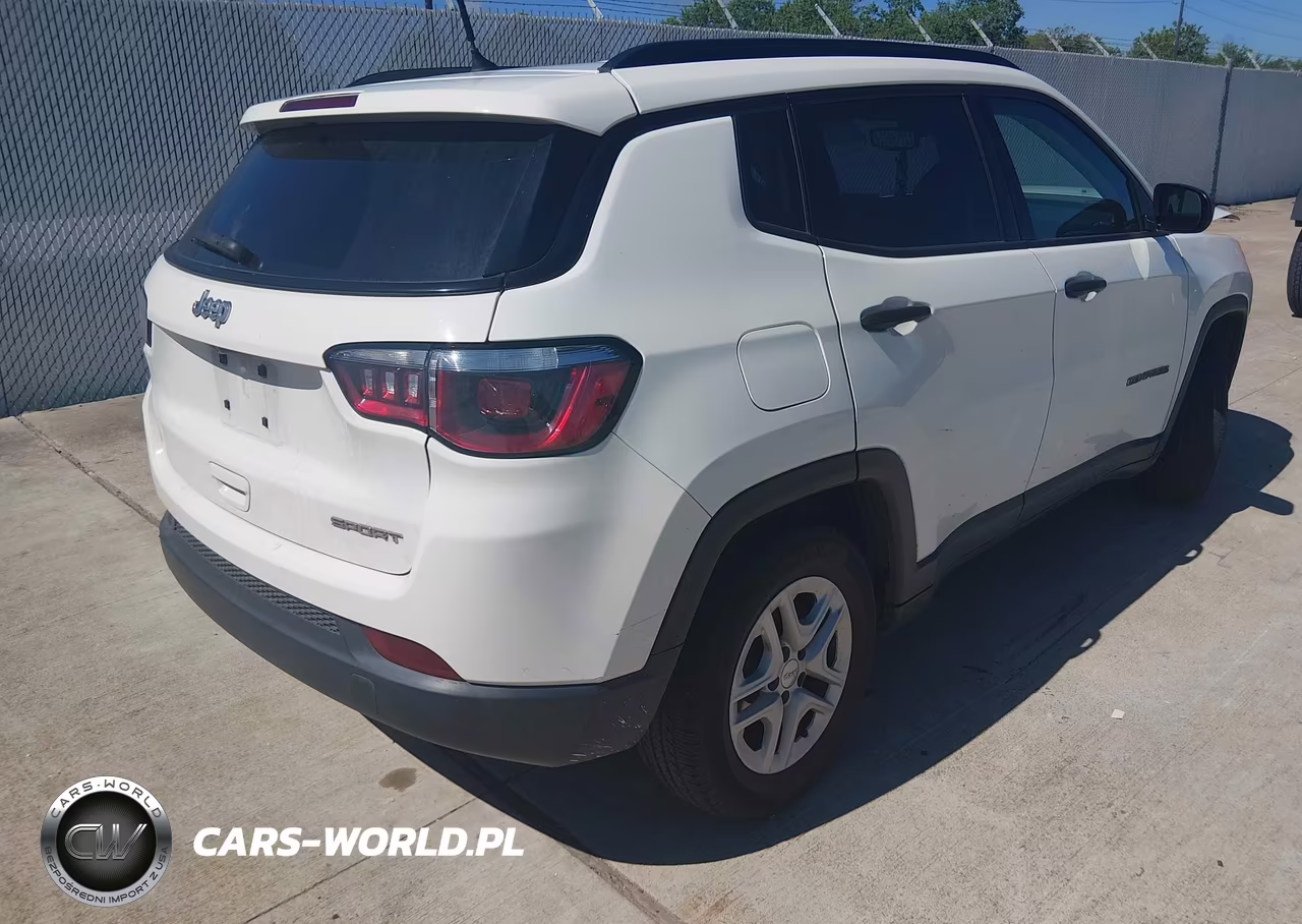 2018 Jeep Compass Sport Fwd VIN:3C4NJCAB2JT437488 - 4