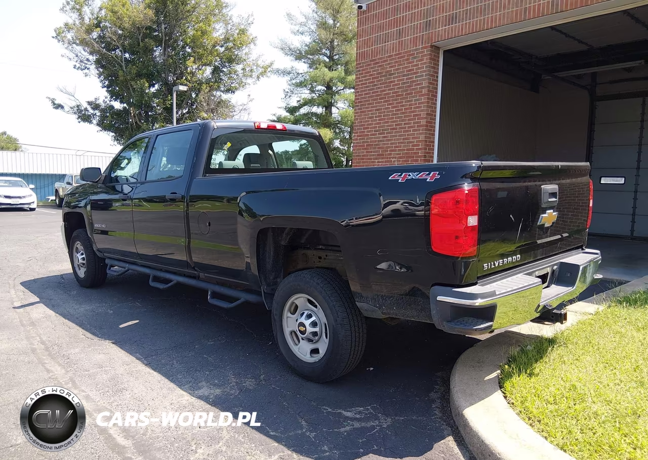 2017 Chevrolet Silverado 2500Hd Work Truck VIN:1GC1KUEGXHF218709 - 3