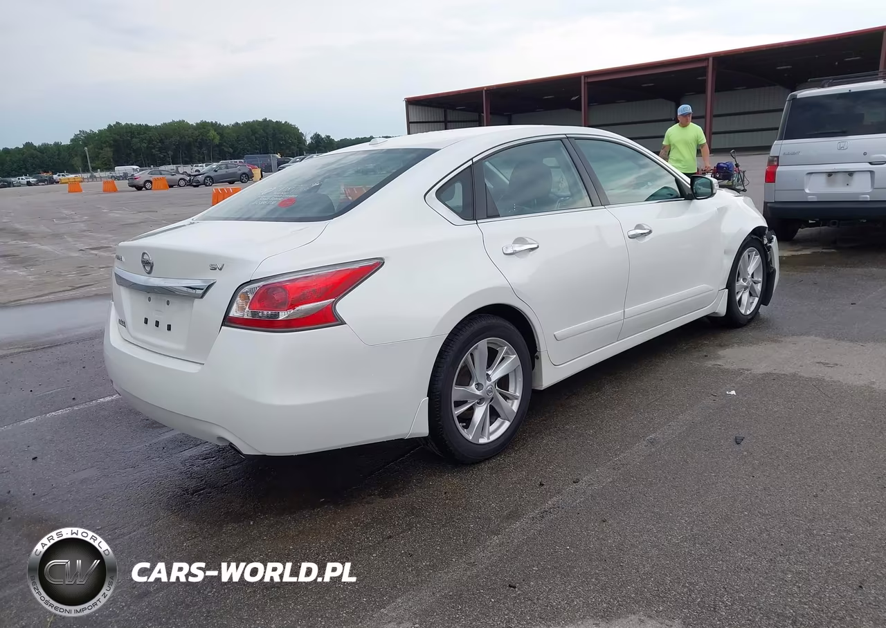 2015 Nissan Altima 2.5 Sv VIN:1N4AL3AP1FC272594 - 4