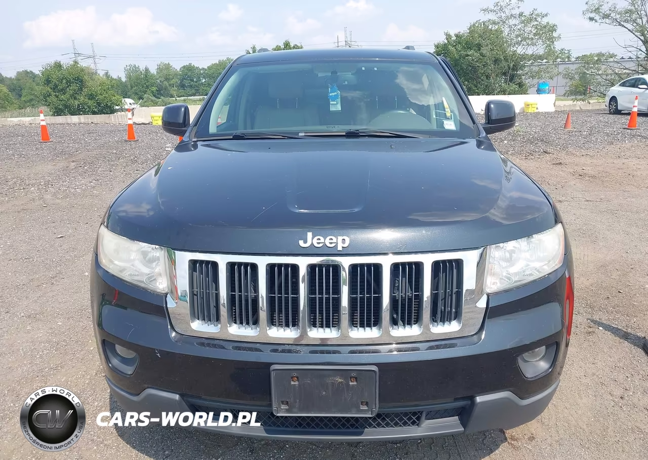 2013 Jeep Grand Cherokee Laredo VIN:1C4RJFAT3DC646024 - 12