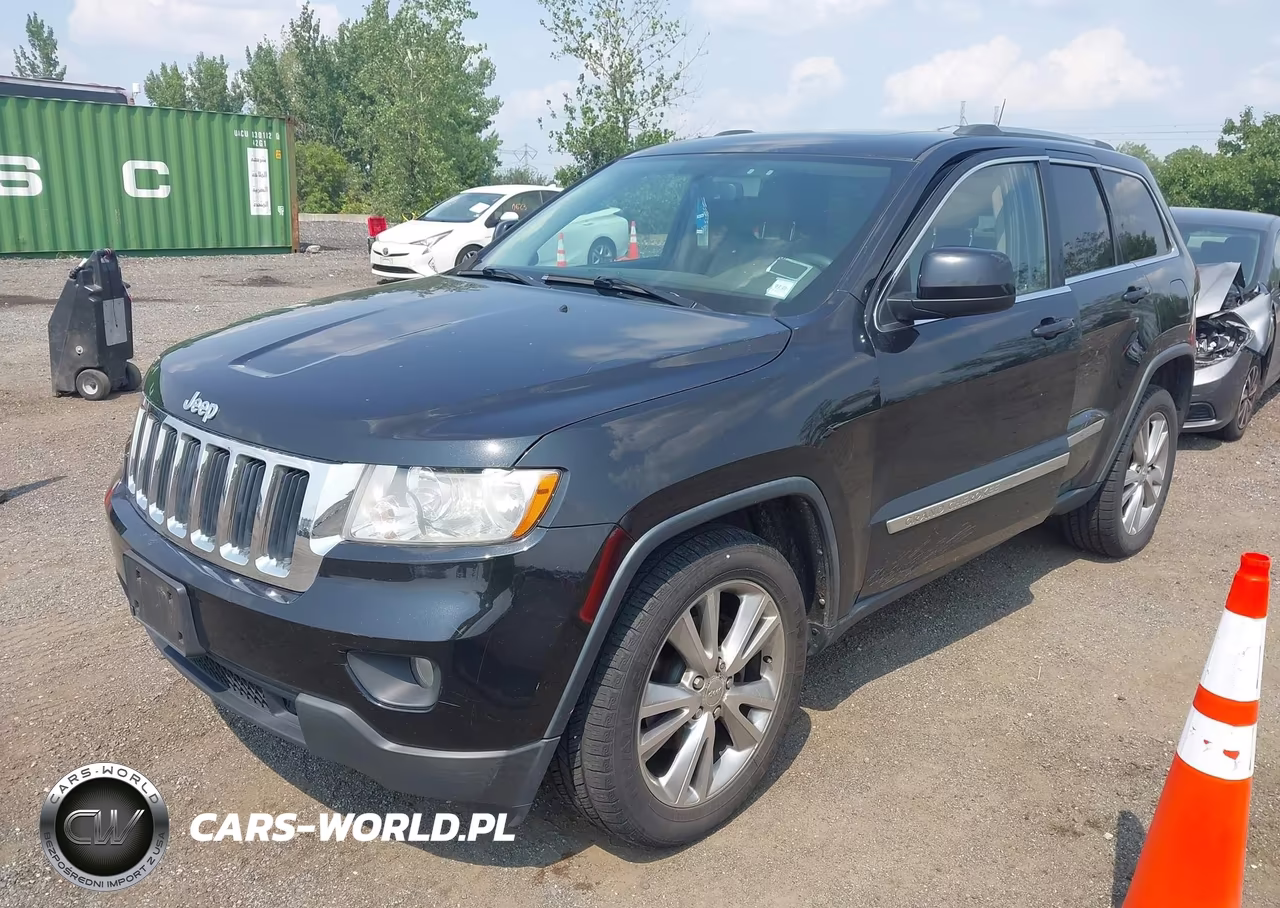 2013 Jeep Grand Cherokee Laredo VIN:1C4RJFAT3DC646024 - 2