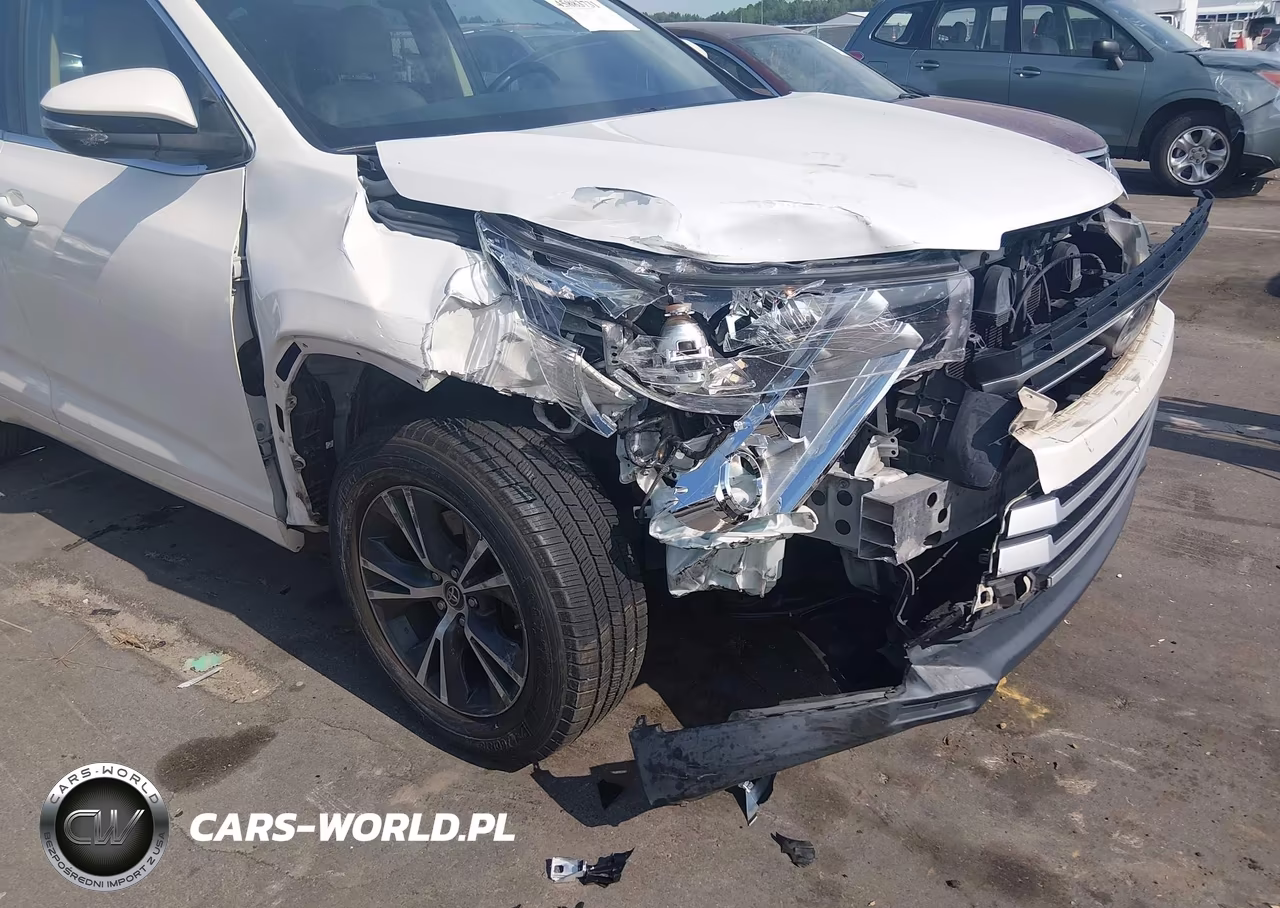 2017 Toyota Highlander Le Plus VIN:5TDZZRFH6HS208228 - 6