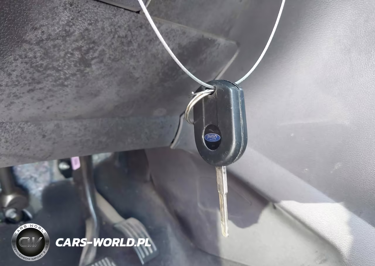2017 Ford Escape S VIN:1FMCU0F75HUE20844 - 11