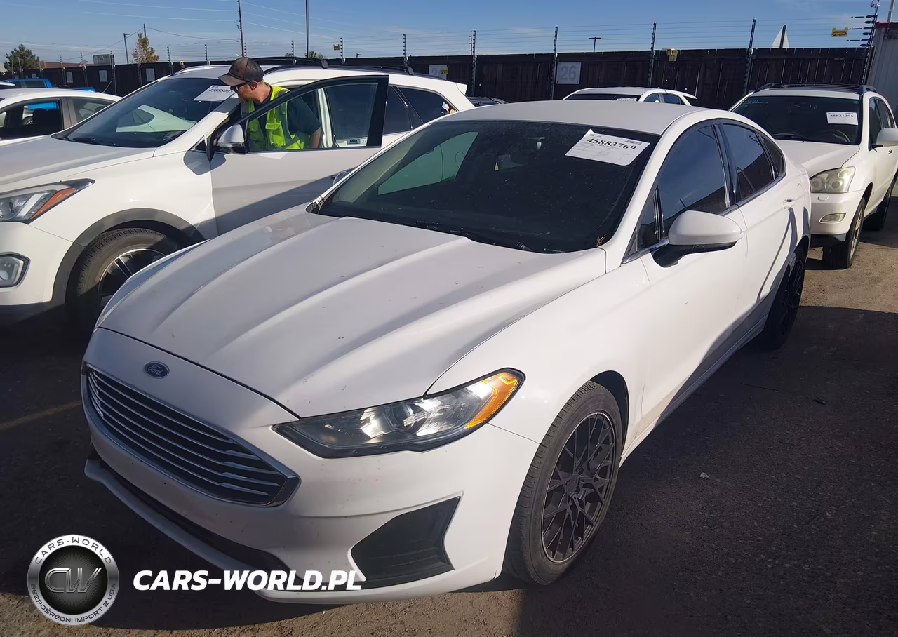 2020 Ford Fusion Se VIN:3FA6P0T99LR126867 - 2