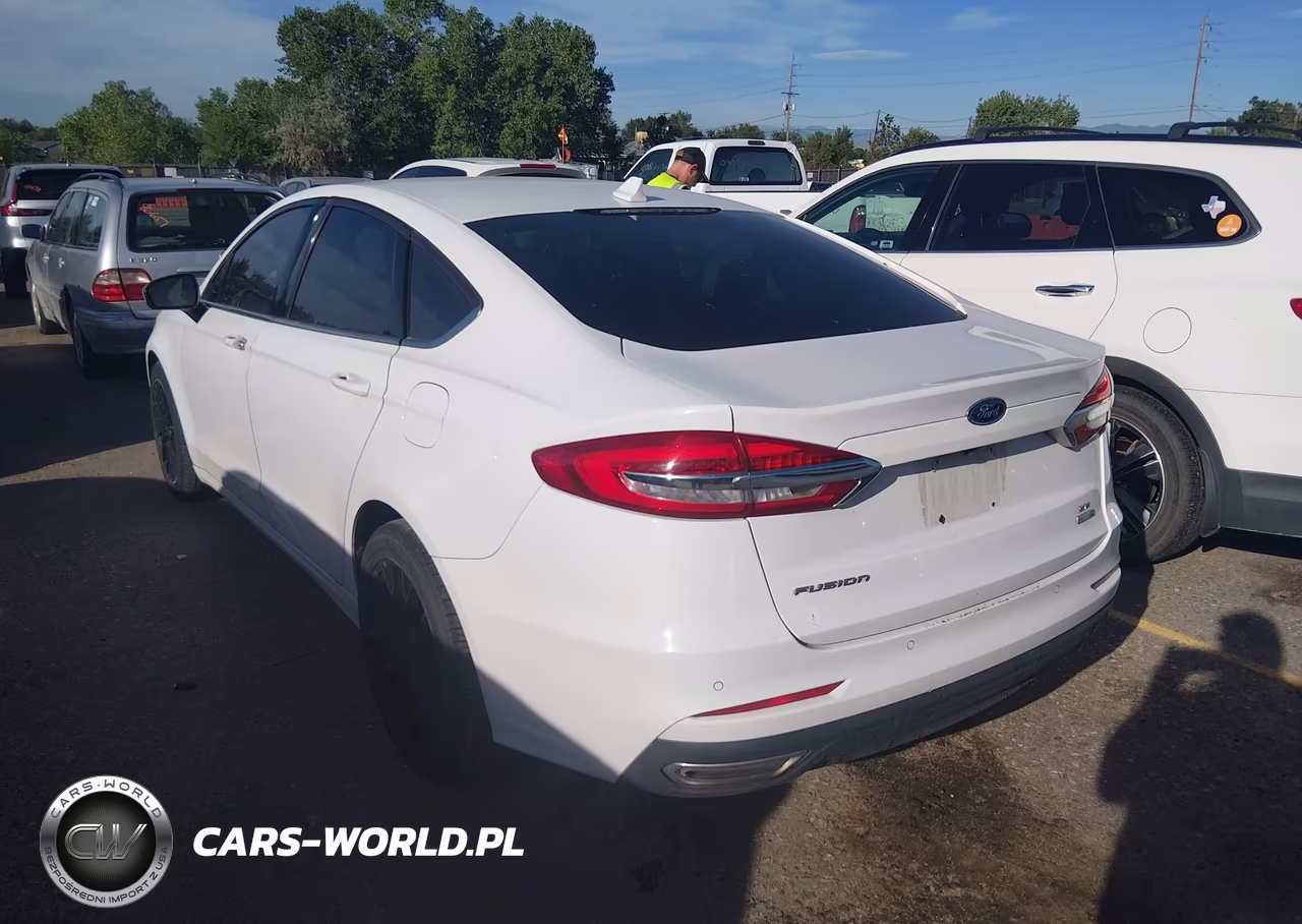 2020 Ford Fusion Se VIN:3FA6P0T99LR126867 - 3