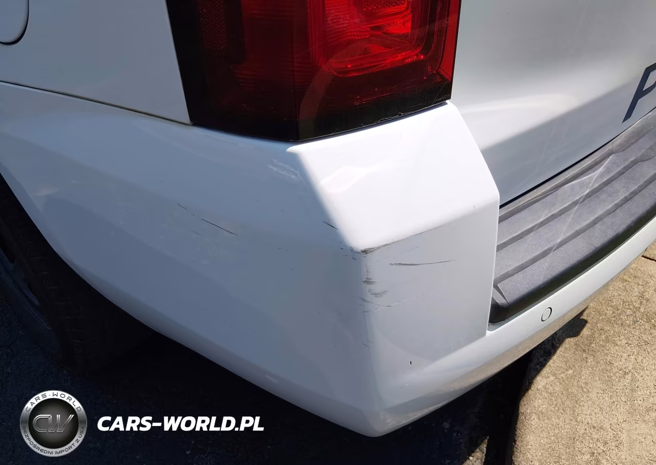 2019 Chevrolet Tahoe Commercial Fleet VIN:1GNSKDEC9KR218778 - 14
