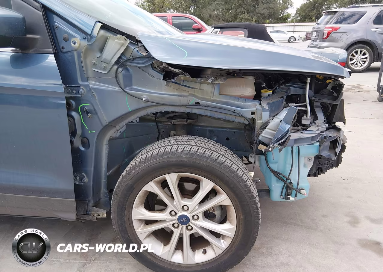 2018 Ford Escape Se VIN:1FMCU0GD4JUA36824 - 18