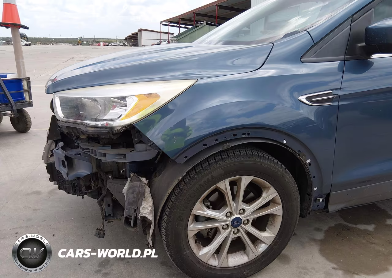 2018 Ford Escape Se VIN:1FMCU0GD4JUA36824 - 19