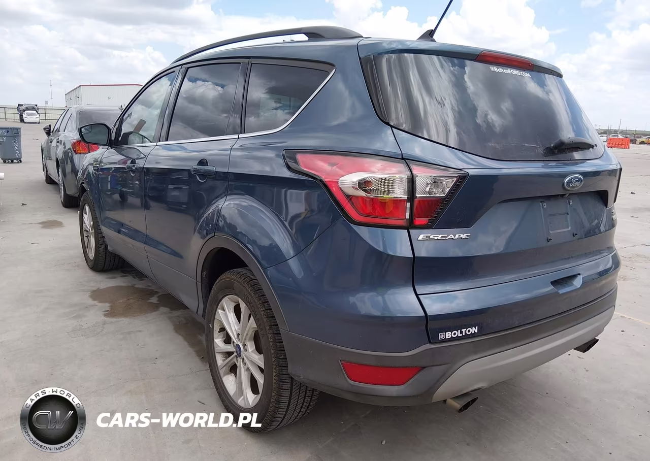 2018 Ford Escape Se VIN:1FMCU0GD4JUA36824 - 3