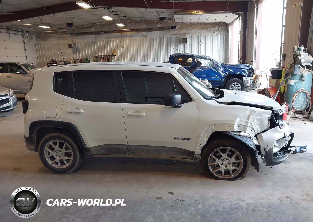 2023 Jeep Renegade Latitude 4X4 VIN:ZACNJDB17PPP10286 - 13