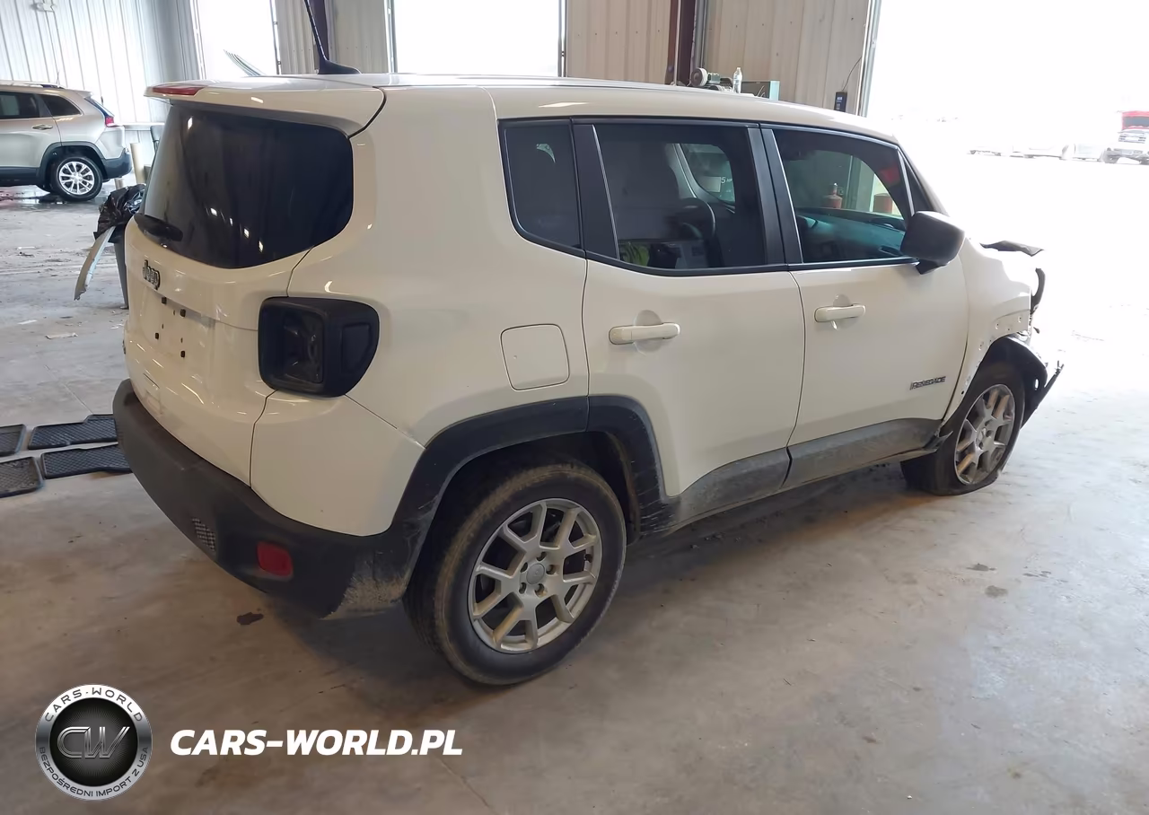 2023 Jeep Renegade Latitude 4X4 VIN:ZACNJDB17PPP10286 - 4