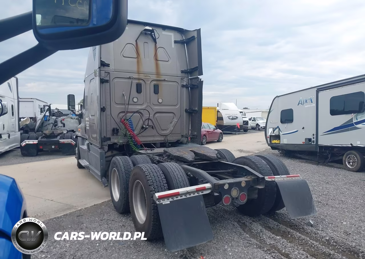 2017 Freightliner Cascadia 125 VIN:1FUJGLDR1HLHF1863 - 3