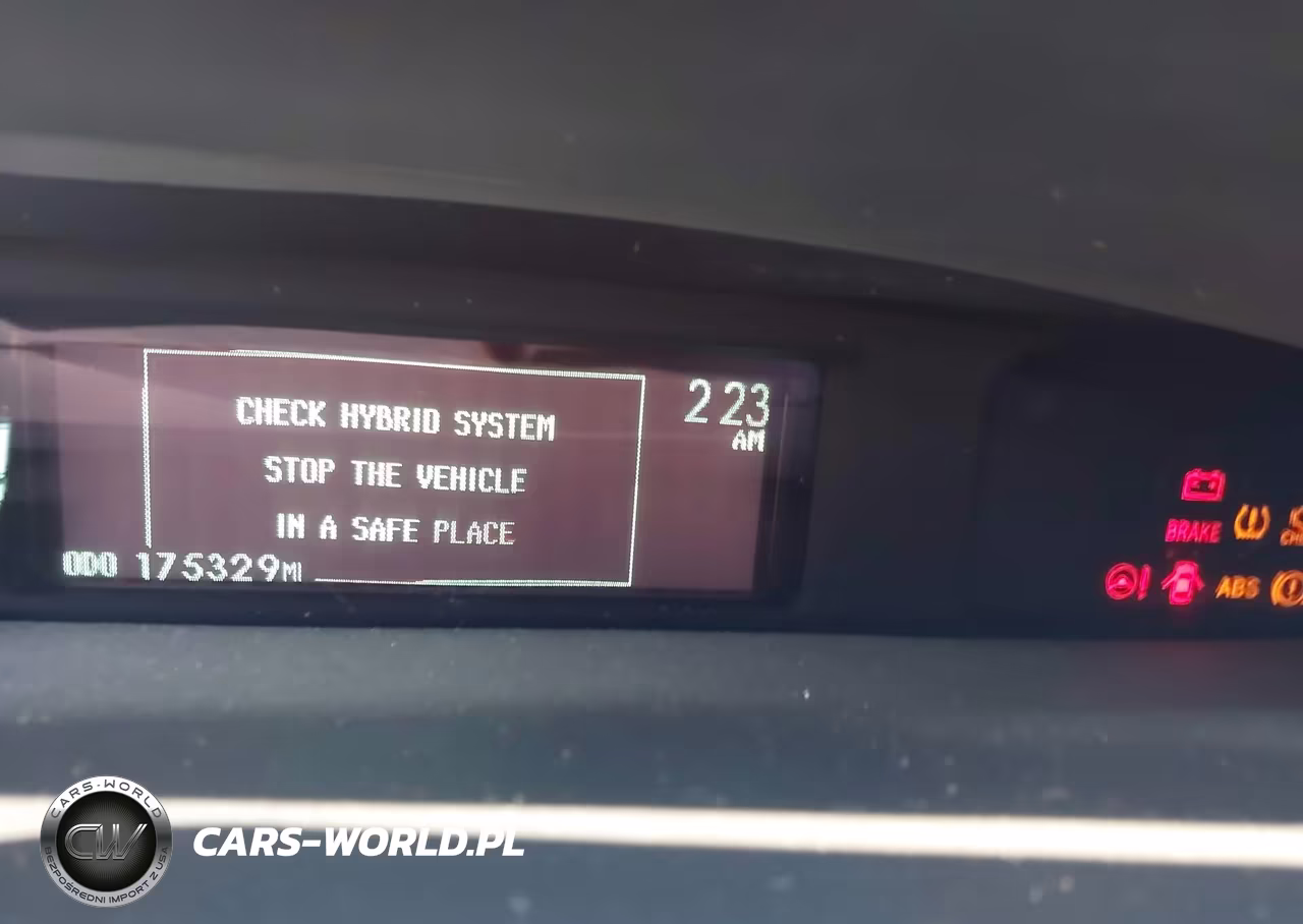 2014 Toyota Prius Two VIN:JTDKN3DU3E1762426 - 17