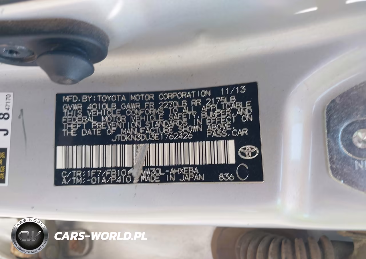 2014 Toyota Prius Two VIN:JTDKN3DU3E1762426 - 9