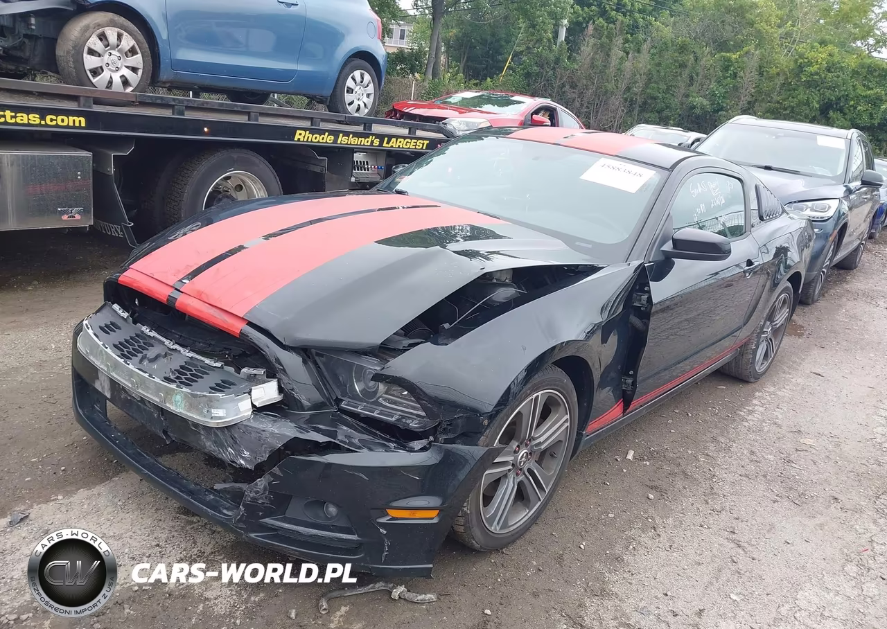 2014 Ford Mustang V6 VIN:1ZVBP8AM9E5267438 - 2