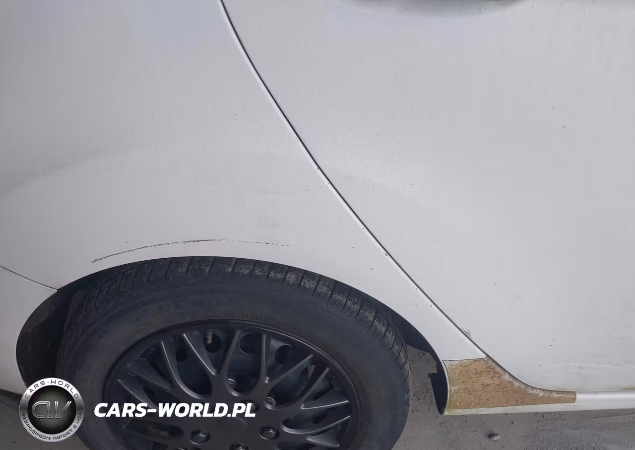 2015 Ford Fiesta S VIN:3FADP4AJXFM171104 - 6