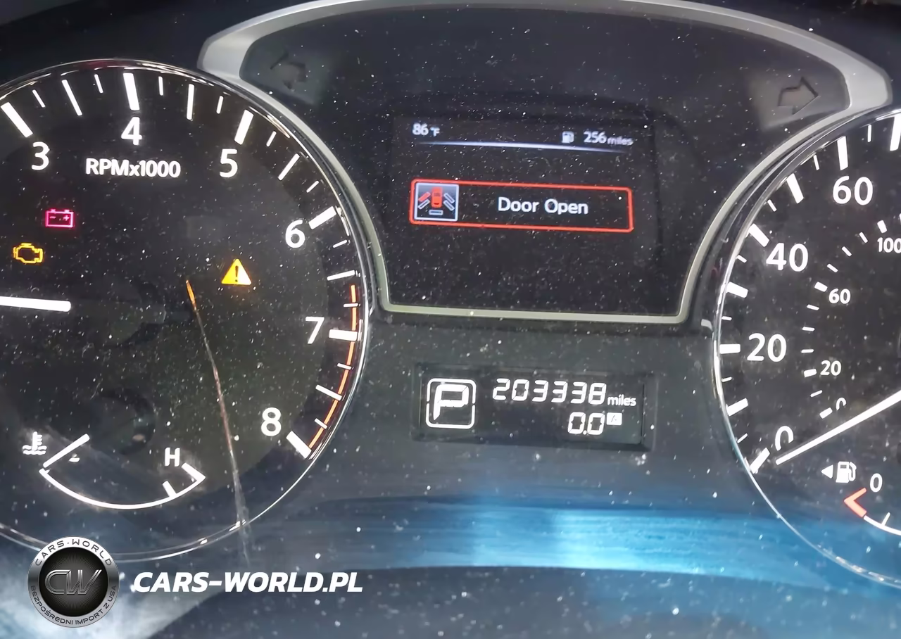2015 Nissan Pathfinder S VIN:5N1AR2MN8FC615670 - 7