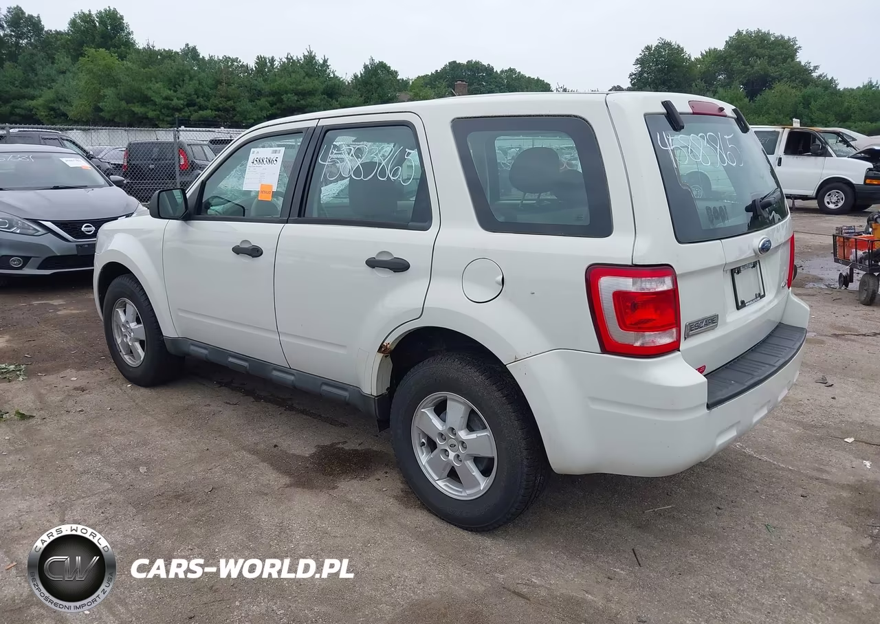 2009 Ford Escape Xls VIN:1FMCU92709KC96795 - 3