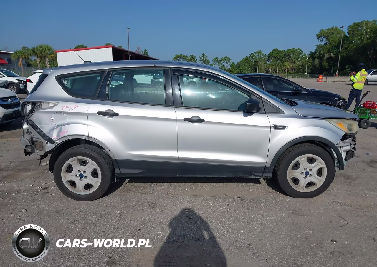 2017 Ford Escape S VIN:1FMCU0F7XHUC37357 - 14