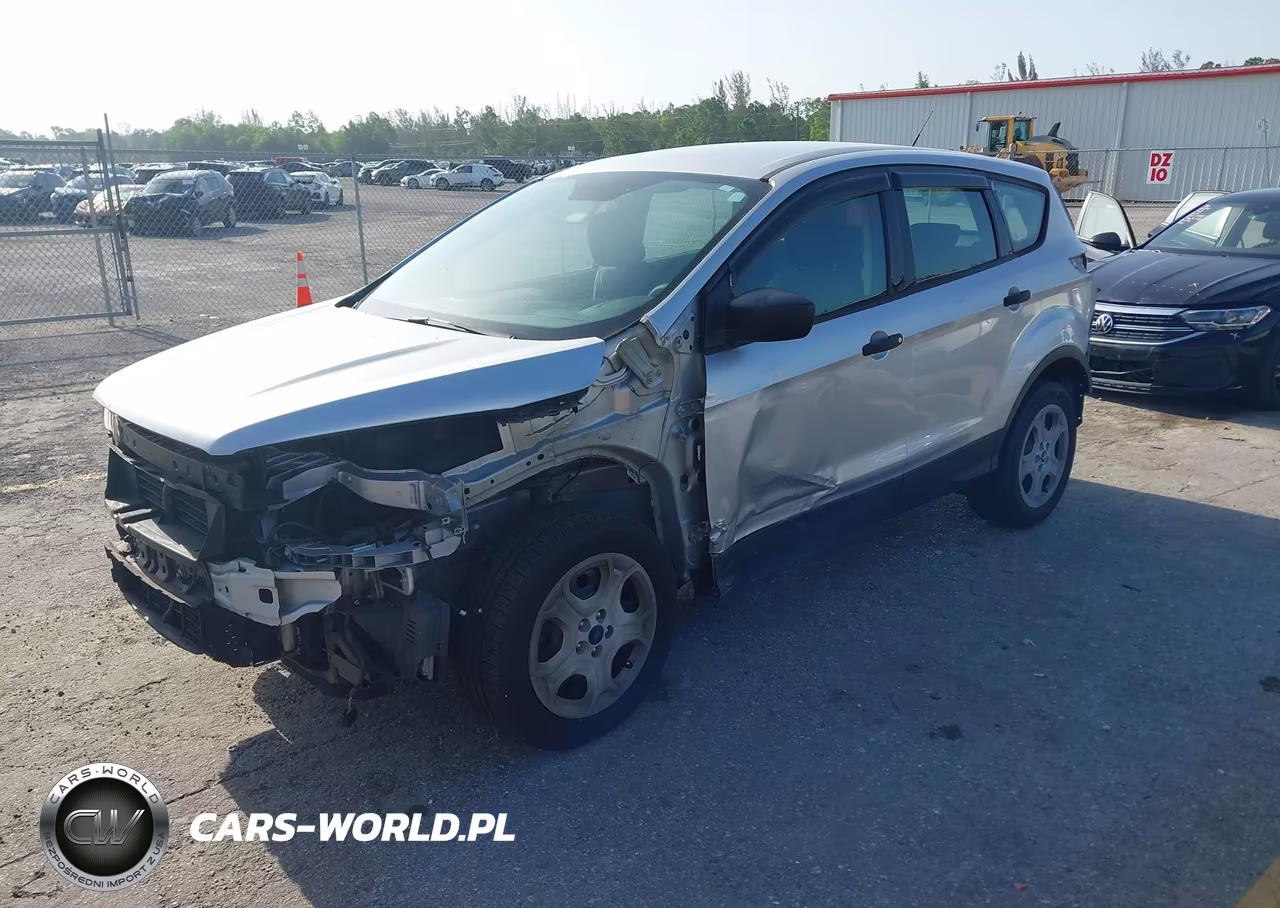 2017 Ford Escape S VIN:1FMCU0F7XHUC37357 - 2