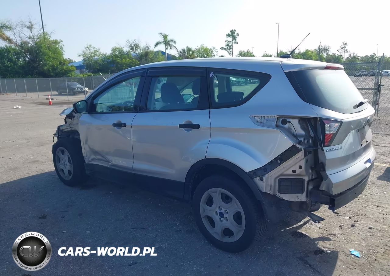 2017 Ford Escape S VIN:1FMCU0F7XHUC37357 - 3