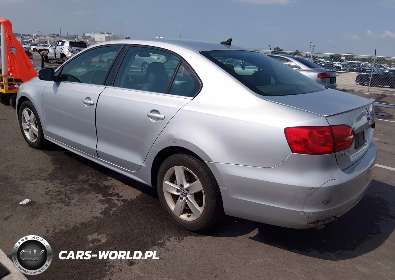 2012 Volkswagen Jetta 2.0L Tdi VIN:3VWLL7AJ0CM368343 - 3