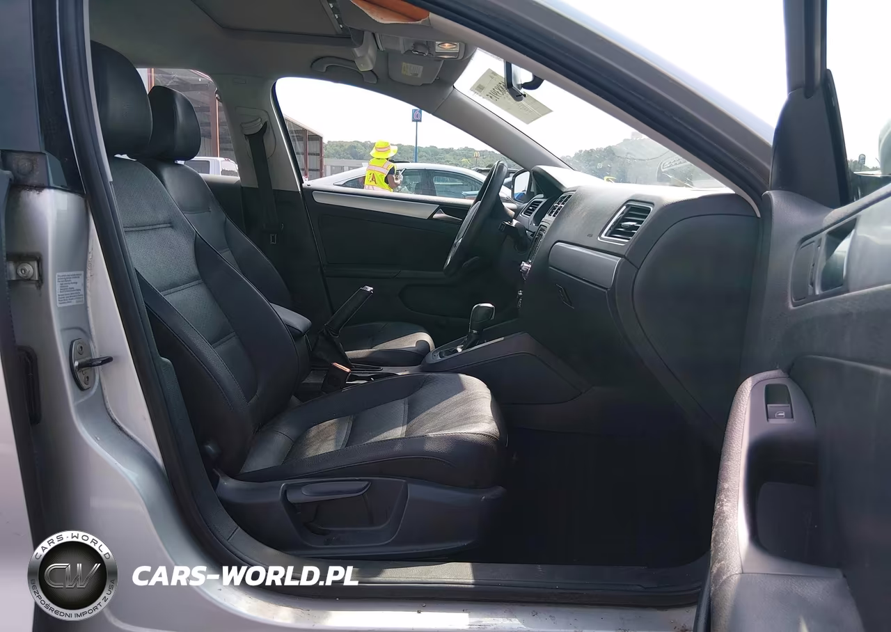 2012 Volkswagen Jetta 2.0L Tdi VIN:3VWLL7AJ0CM368343 - 5