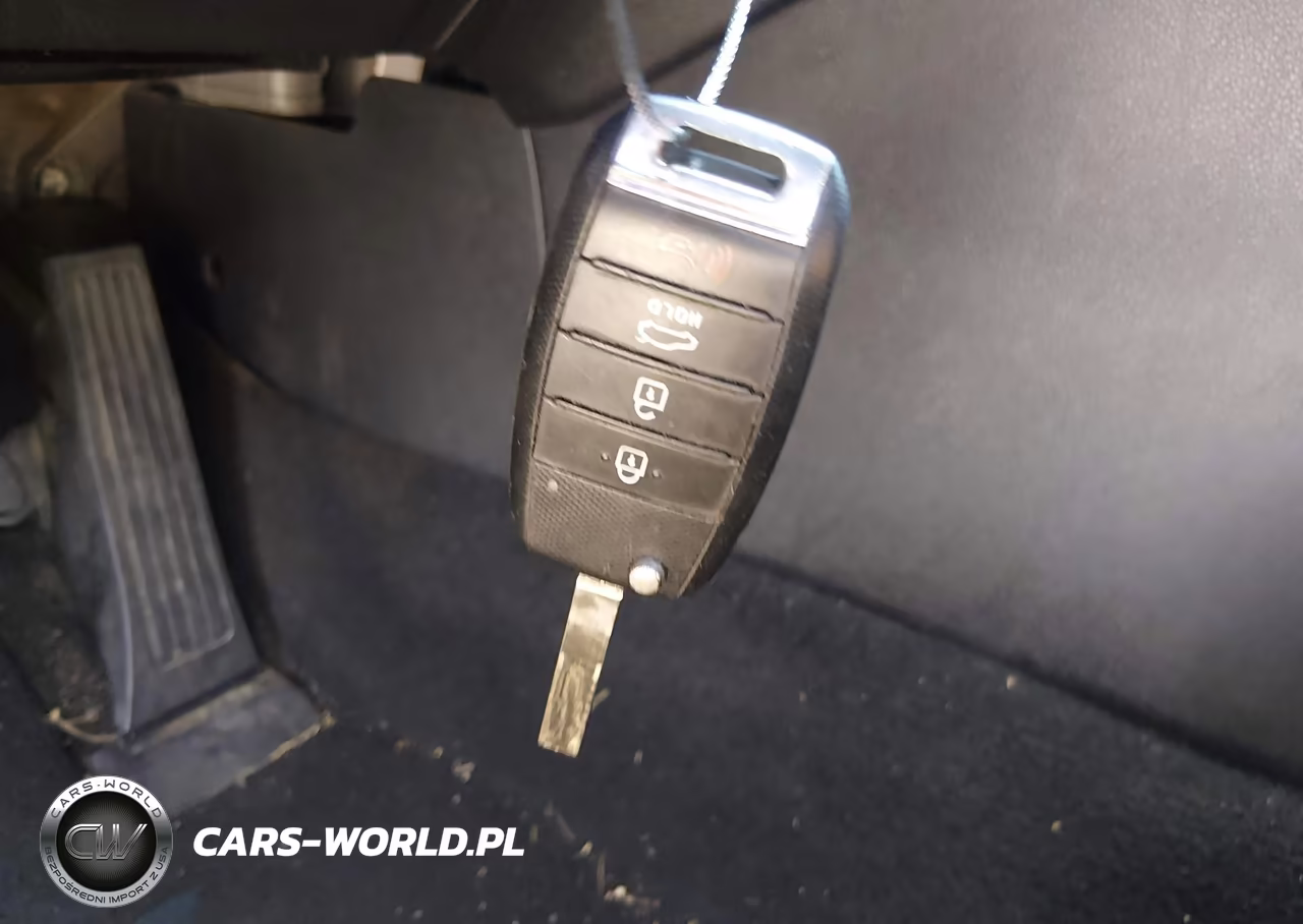 2017 Kia Optima Lx VIN:KNAGT4L3XH5146114 - 11