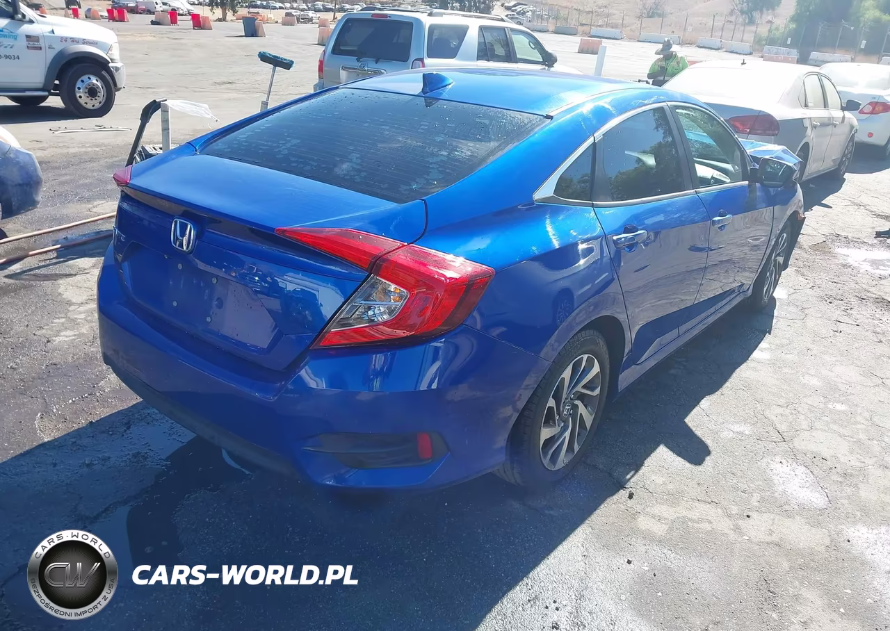 2018 Honda Civic Ex VIN:2HGFC2F73JH596768 - 4