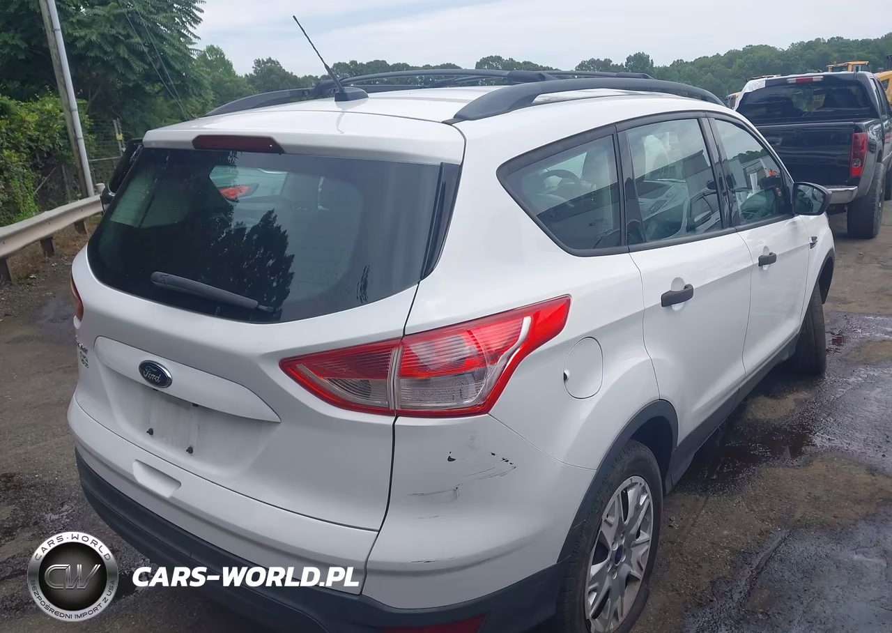 2013 Ford Escape S VIN:1FMCU0F79DUA74453 - 4