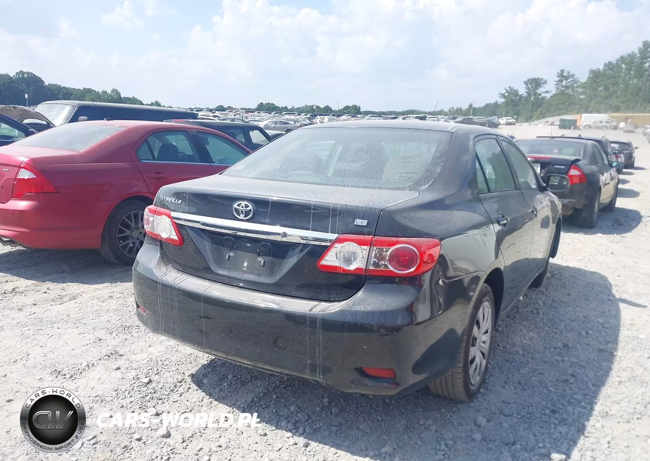 2013 Toyota Corolla Le VIN:2T1BU4EE2DC072001 - 4