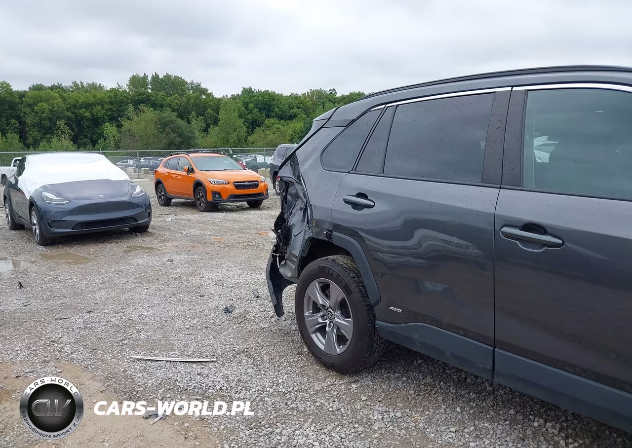 2023 Toyota Rav4 Hybrid Xle VIN:4T3RWRFV6PU086918 - 6