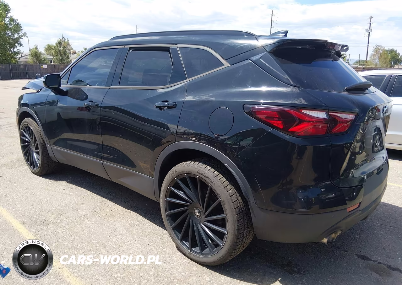 2019 Chevrolet Blazer VIN:3GNKBHRS5KS690059 - 3