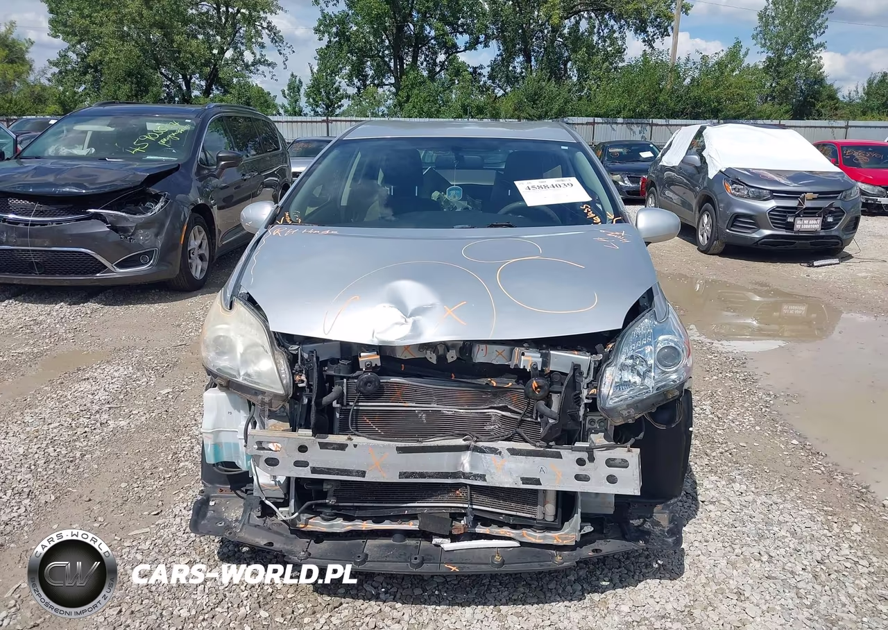 2013 Toyota Prius Two VIN:JTDKN3DU7D5562267 - 13