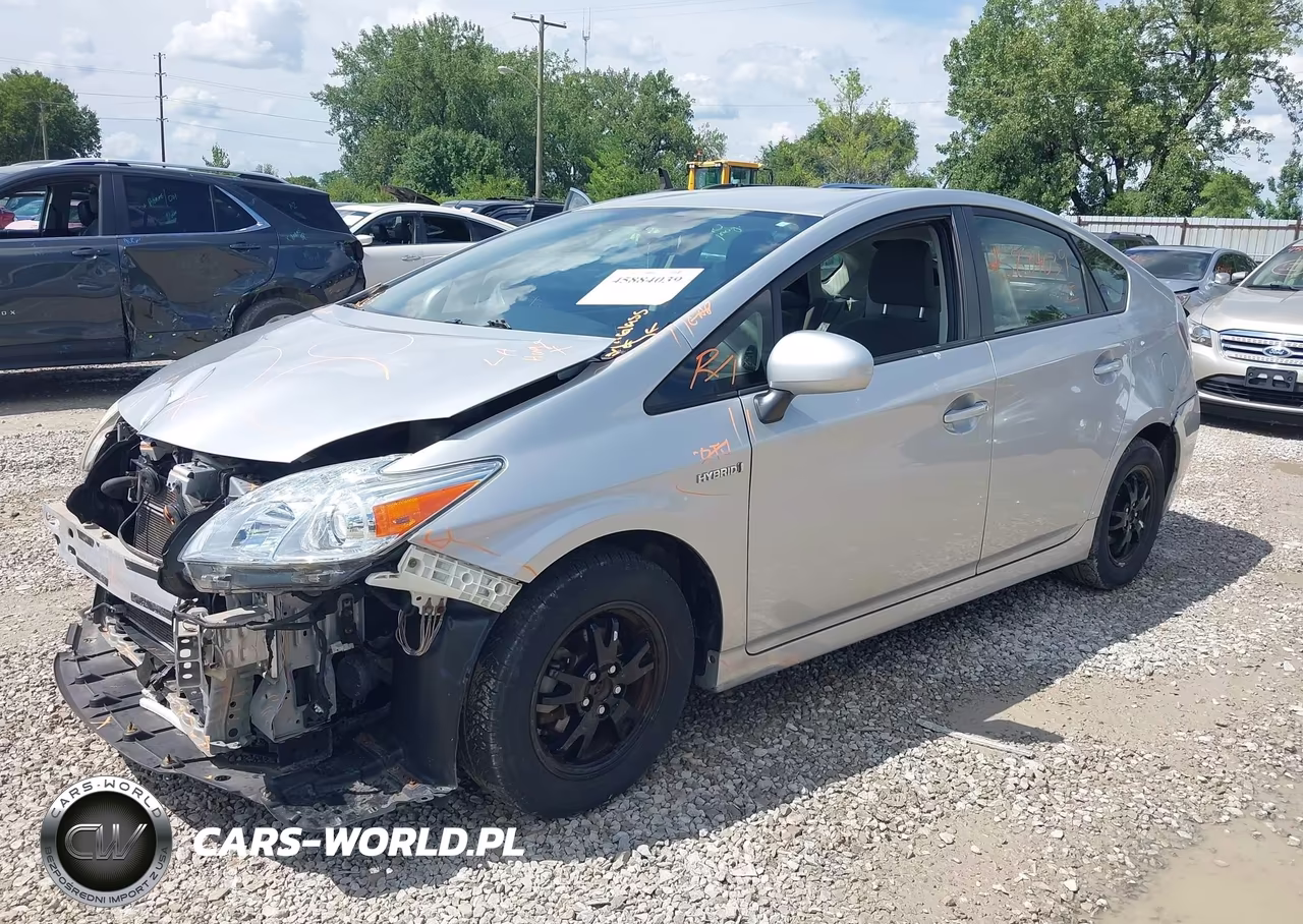 2013 Toyota Prius Two VIN:JTDKN3DU7D5562267 - 2