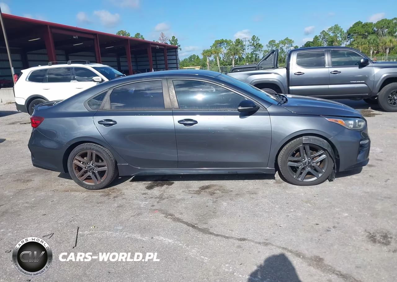 2020 Kia Forte Gt-Line VIN:3KPF34AD4LE167127 - 13