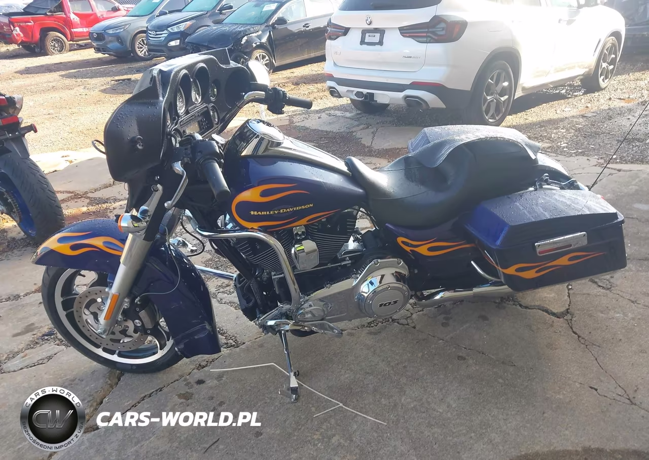 2012 Harley-Davidson Flhx Street Glide VIN:1HD1KBM14CB660370 - 12
