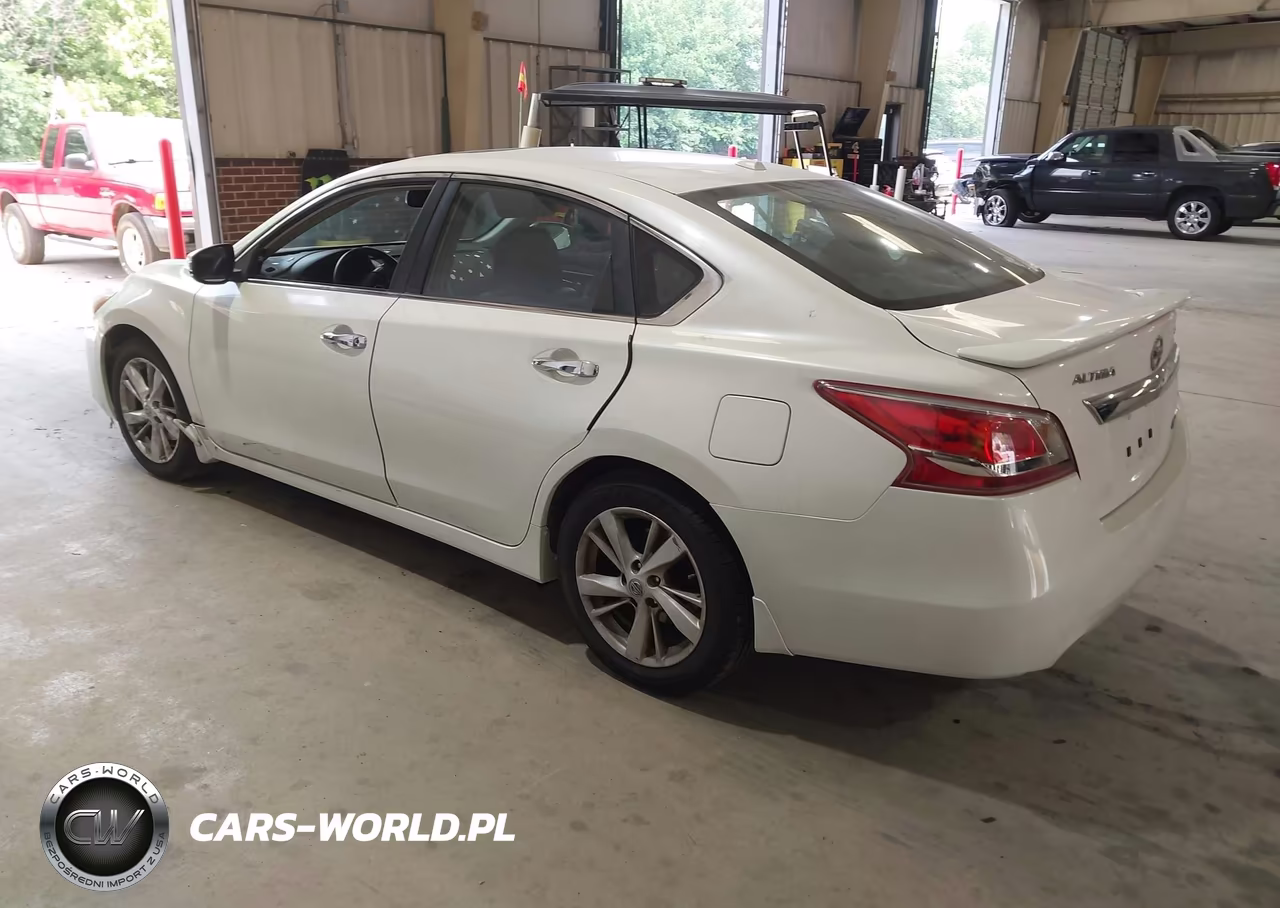 2013 Nissan Altima 2.5 VIN:1N4AL3AP7DN569550 - 3