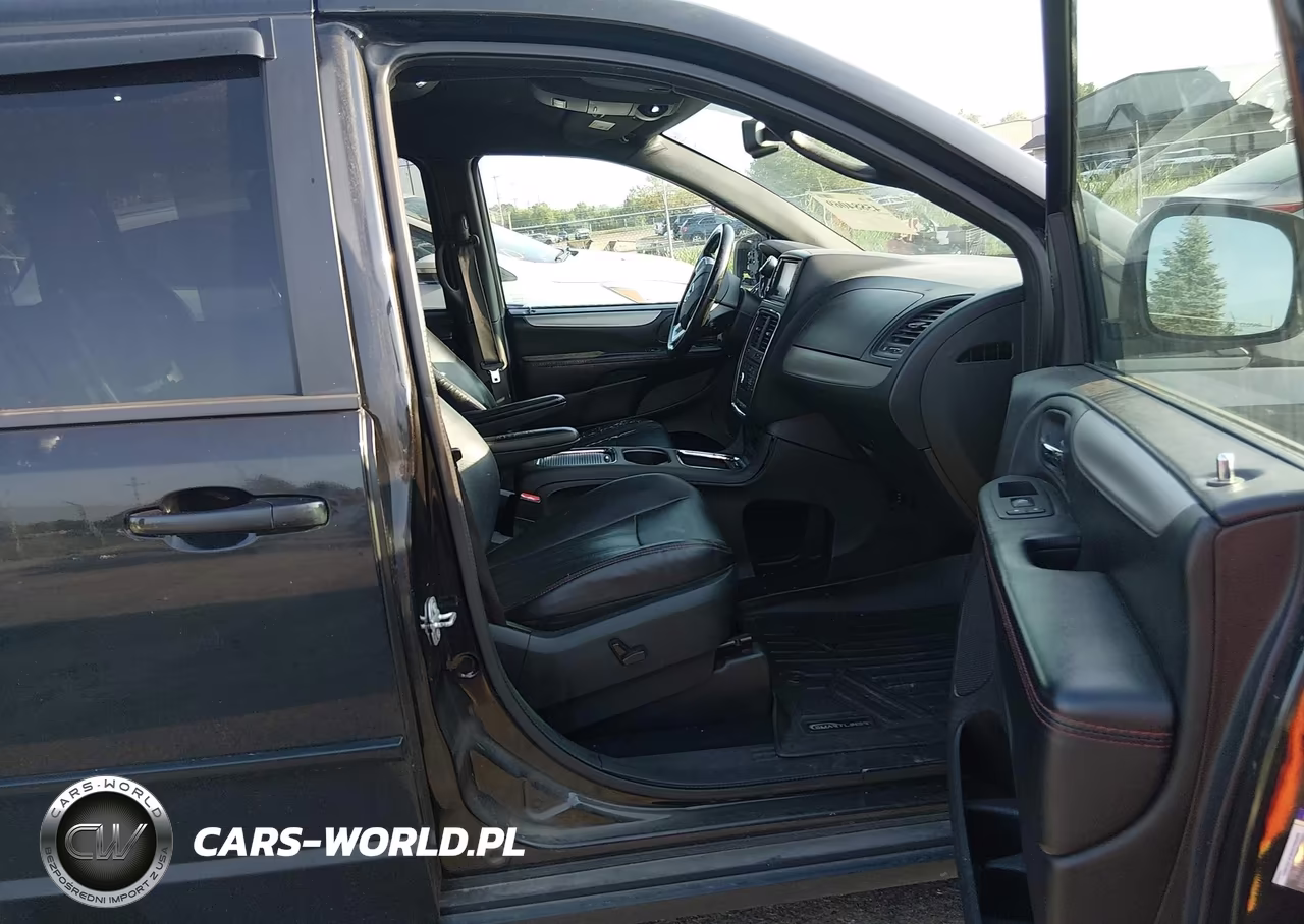 2017 Dodge Grand Caravan Gt VIN:2C4RDGEG5HR792285 - 5