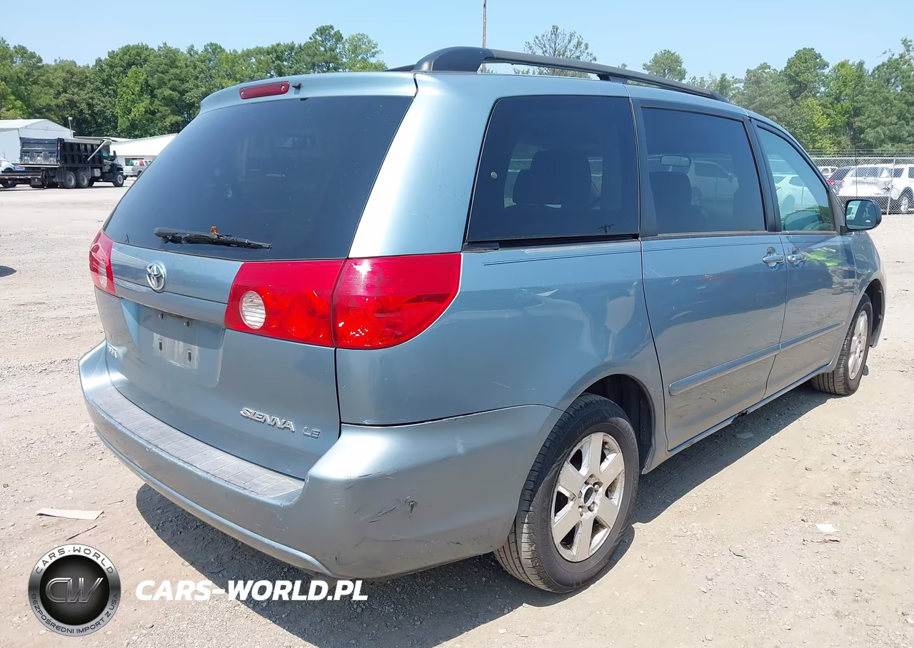 2008 Toyota Sienna Le VIN:5TDZK23CX8S220077 - 4