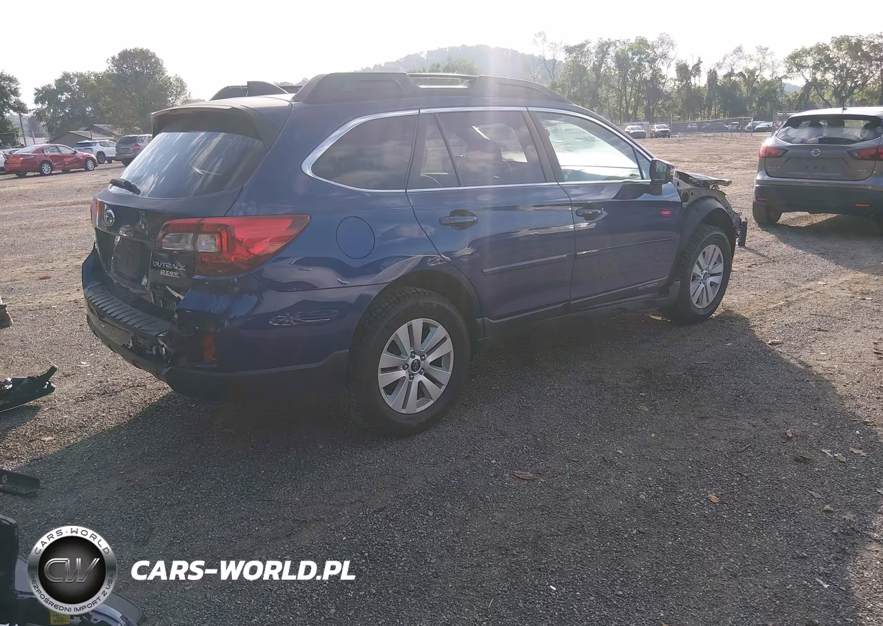 2017 Subaru Outback 2.5I Premium VIN:4S4BSAFC4H3242113 - 4