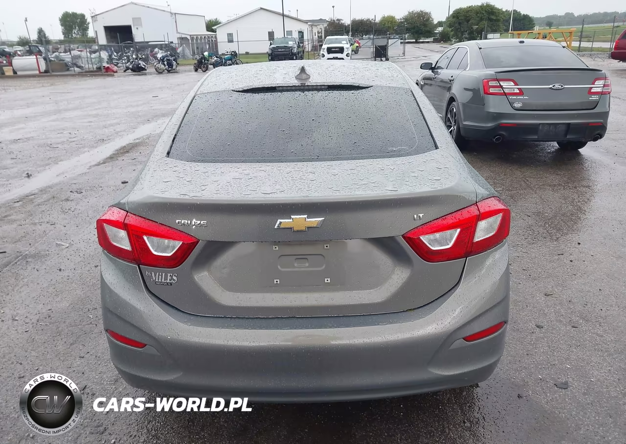 2017 Chevrolet Cruze Lt Auto VIN:3G1BE5SM2HS572739 - 16