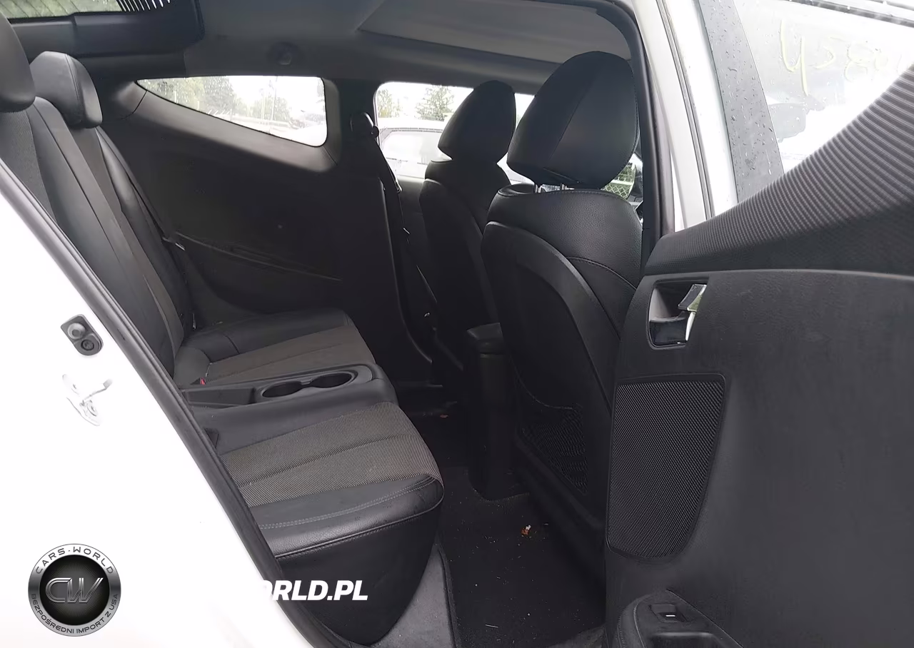 2014 Hyundai Veloster VIN:KMHTC6AD9EU199280 - 8