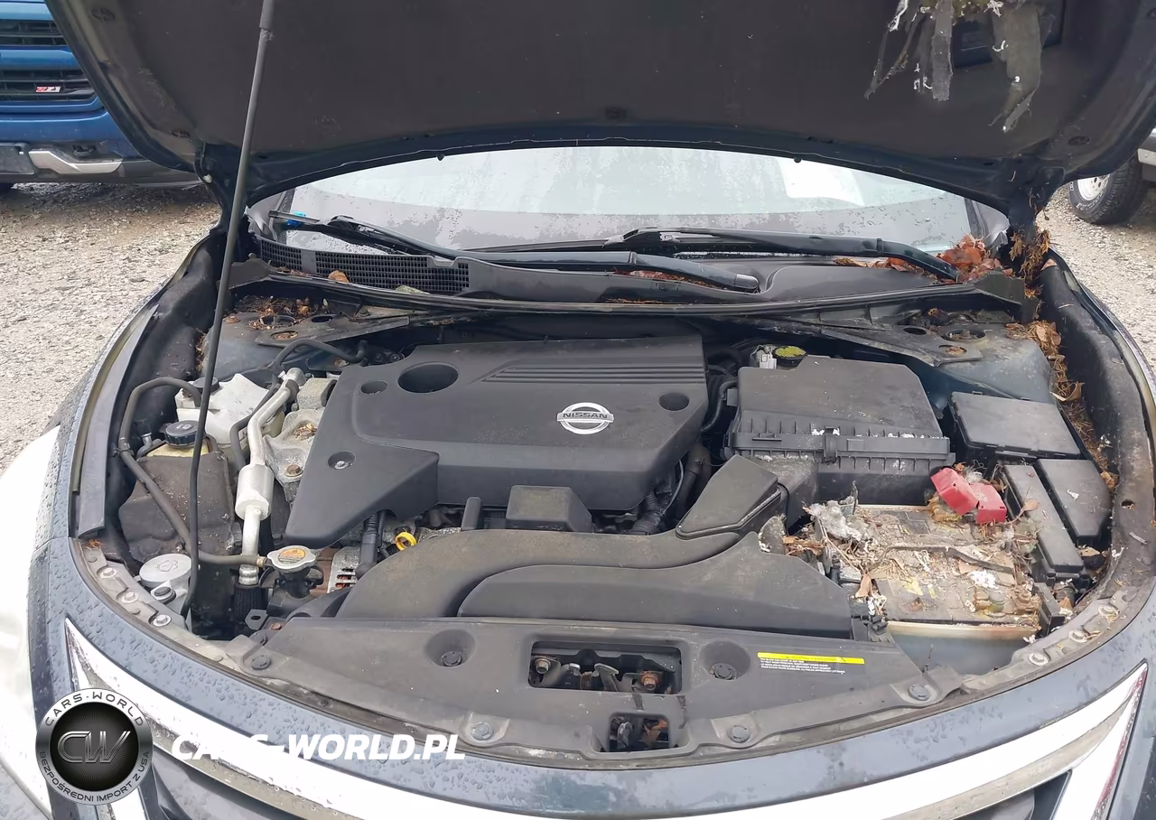 2015 Nissan Altima 2.5 S VIN:1N4AL3AP4FC135634 - 10