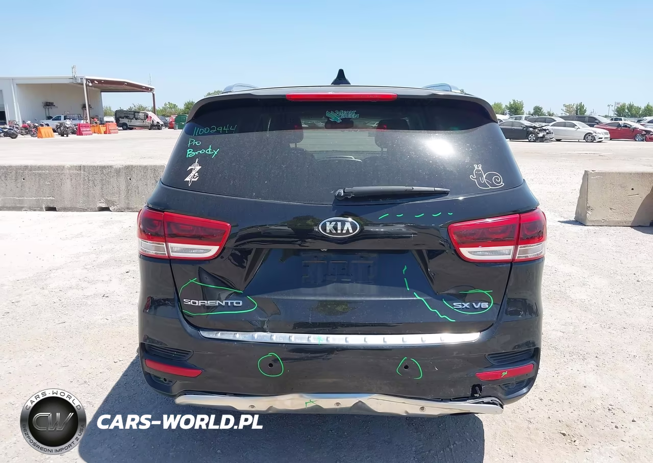 2016 Kia Sorento 3.3L Sx VIN:5XYPK4A5XGG035241 - 16