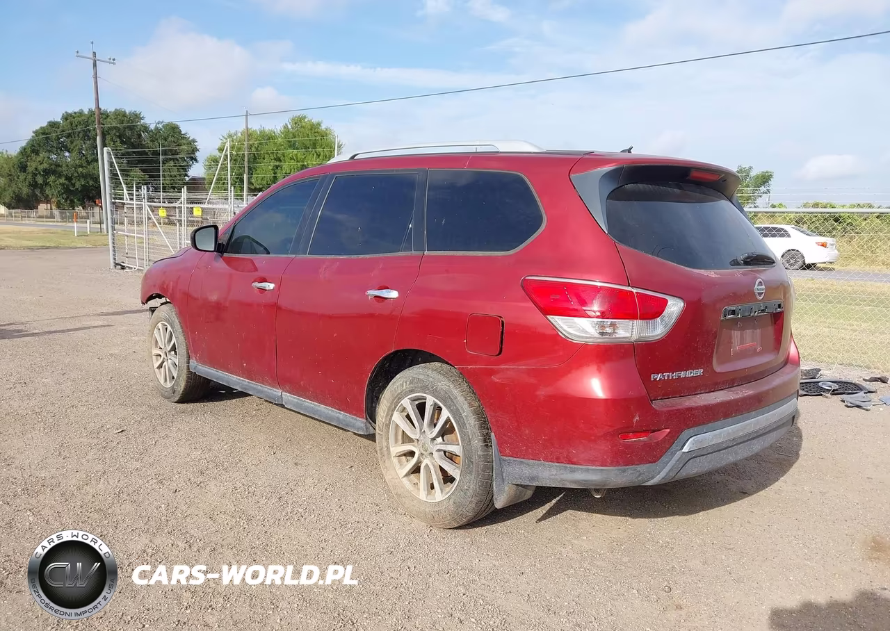 2015 Nissan Pathfinder S VIN:5N1AR2MN9FC663470 - 3
