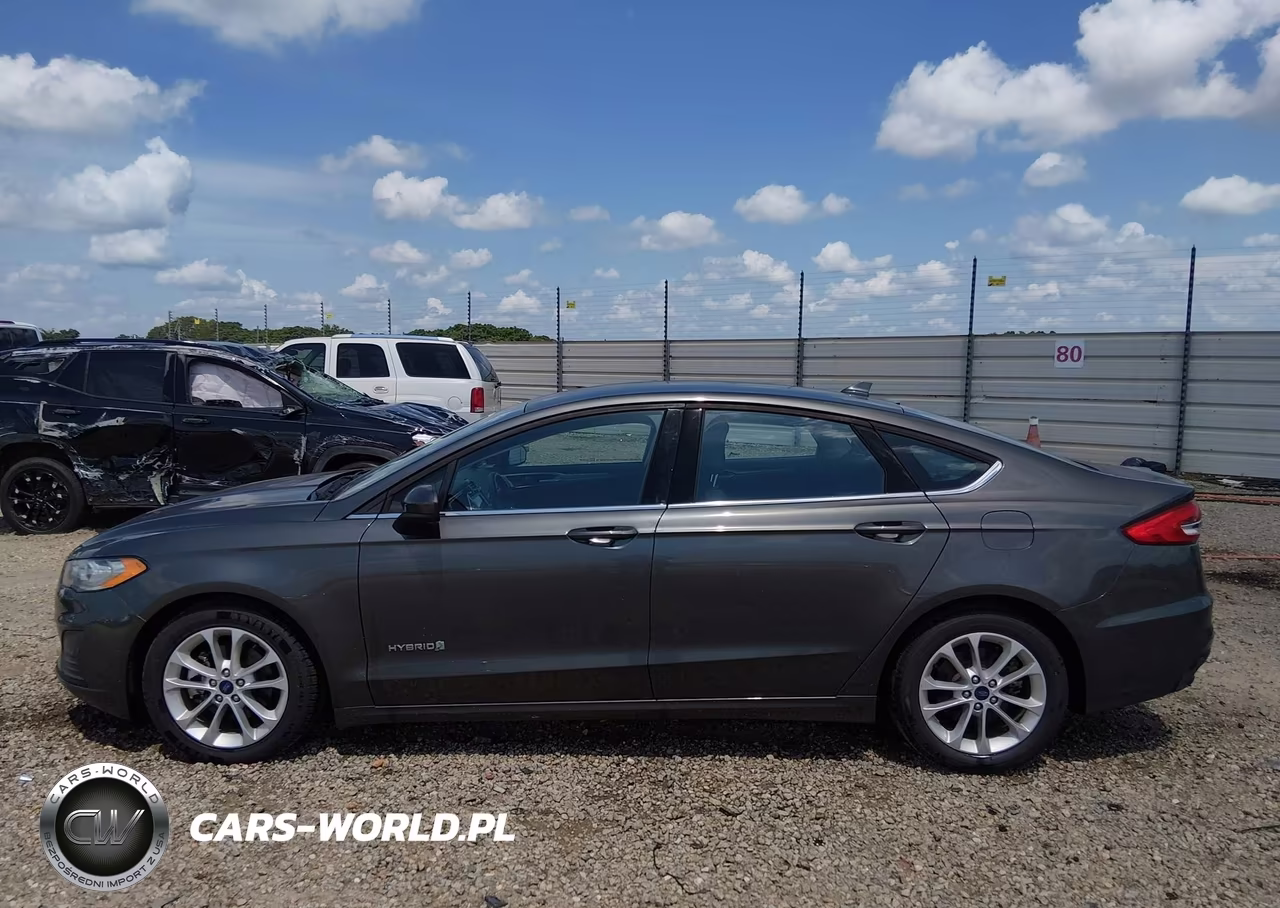 2019 Ford Fusion Hybrid Se VIN:3FA6P0LU5KR258687 - 16